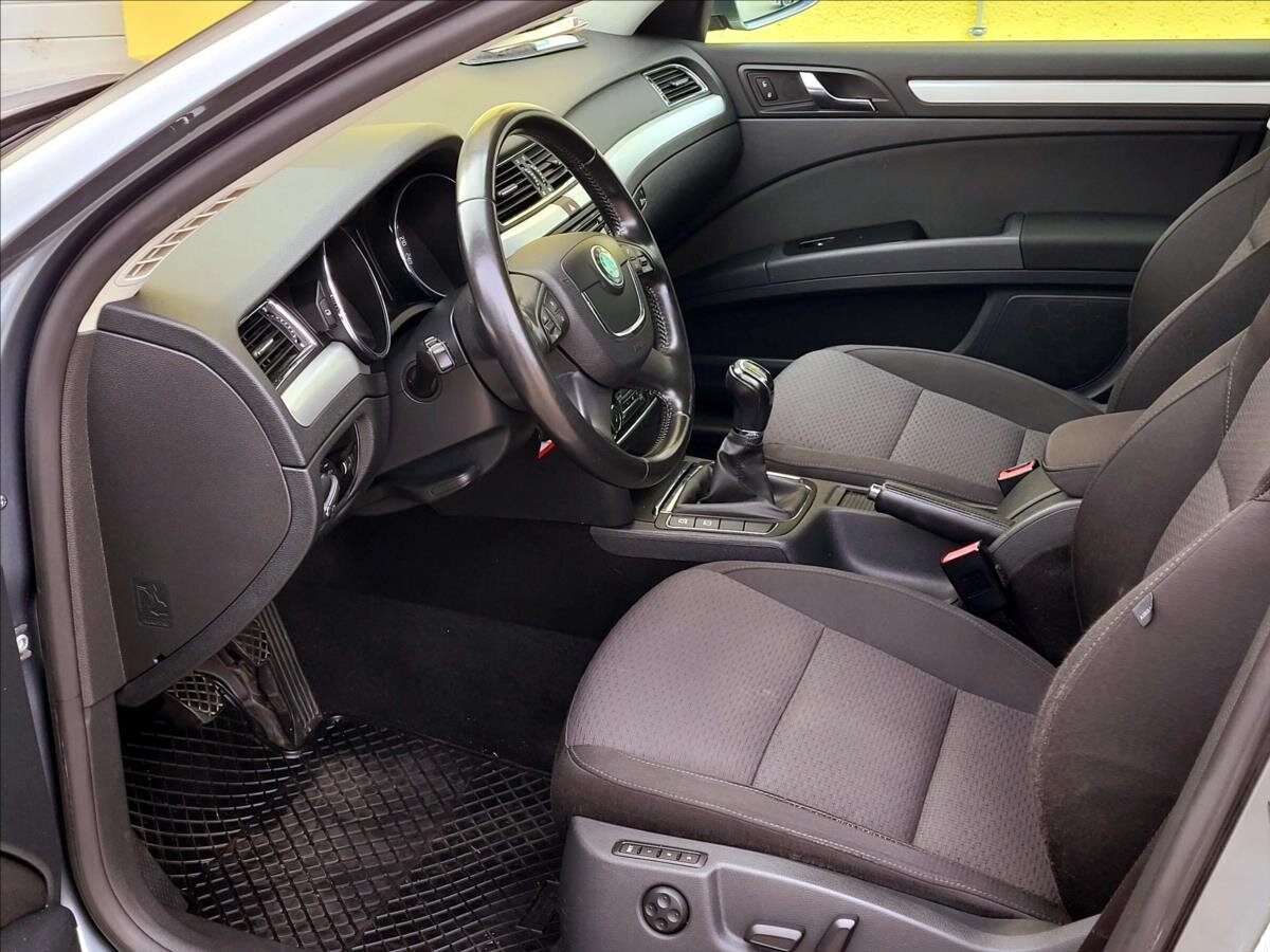 Škoda Superb Kombi 1,8 l 118 kw