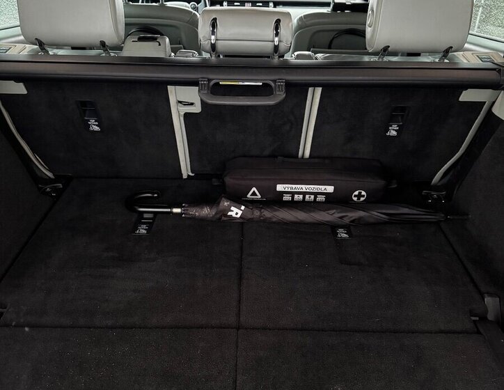 Land Rover Discovery SUV 0,0 0