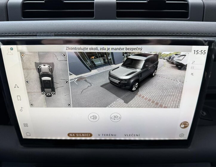 Land Rover Defender 28