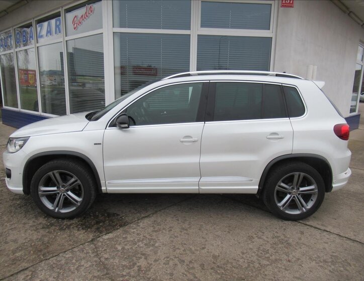 Volkswagen Tiguan 8