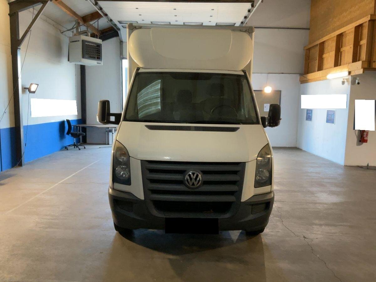 Volkswagen Crafter Skříň 2,5 l 120 kw