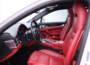 Porsche Panamera 13