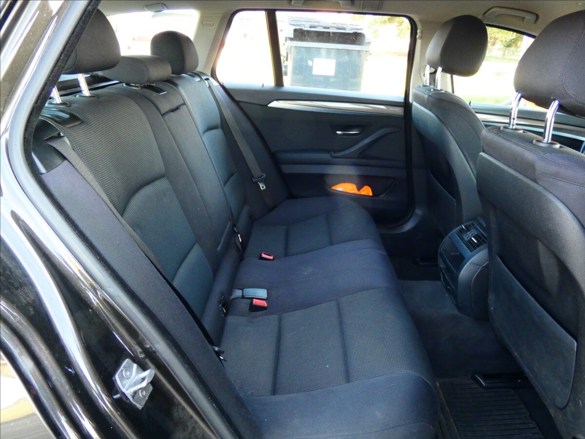 BMW Řada 5 Kombi 2,0 l 135 kw