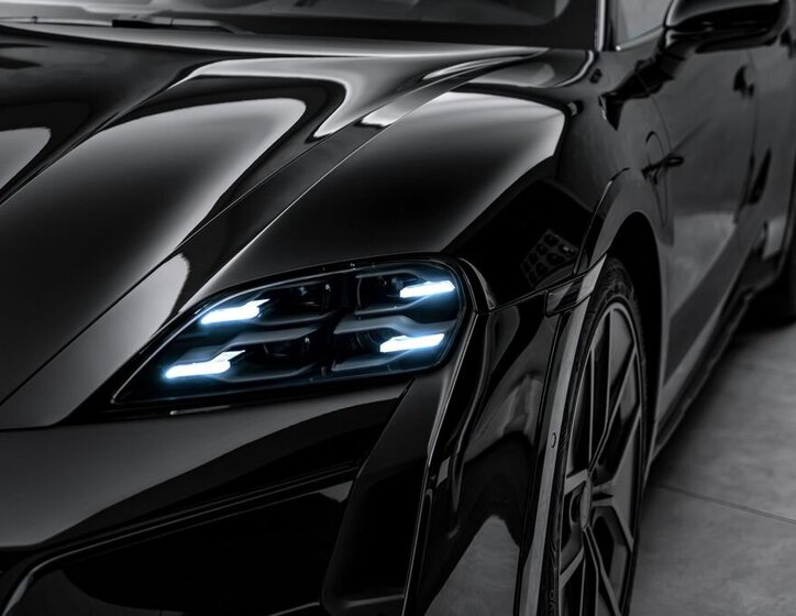 Porsche Taycan Kombi 0,0 640 kw