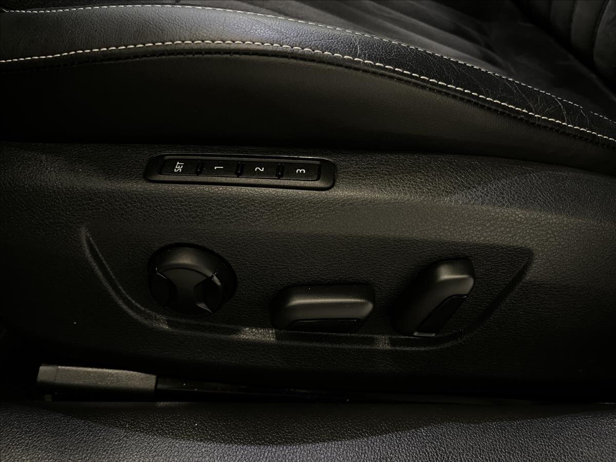 Škoda Superb Kombi 2,0 l 110 kw