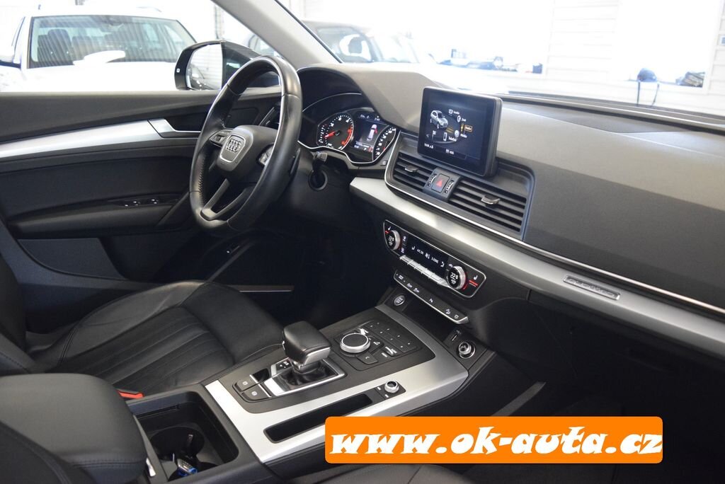 Audi Q5 SUV 2,0 l 0