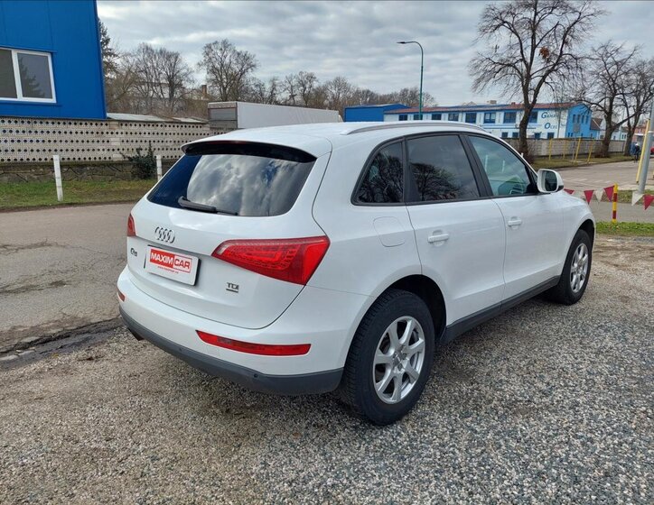Audi Q5 Kombi 2,0 l 105 kw