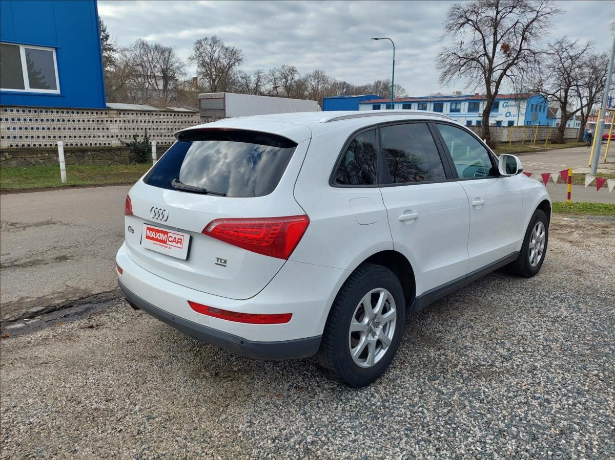 Audi Q5 Kombi 2,0 l 105 kw