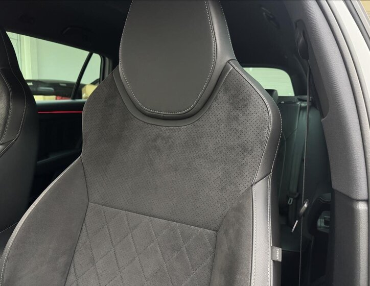 Škoda Superb Kombi 2,0 l 140 kw