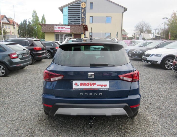 Seat Arona 5