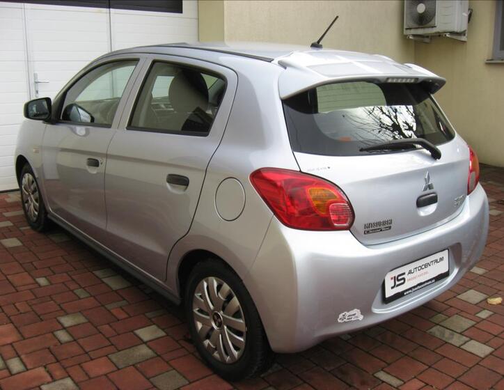 Mitsubishi Space Star 10