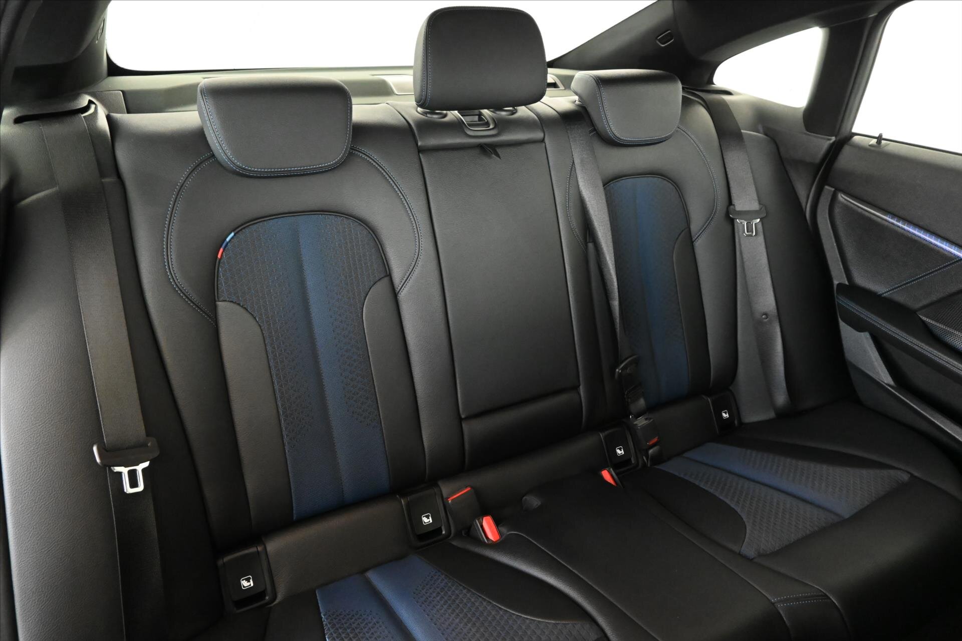 BMW Řada 2 Sedan 2,0 l 140 kw