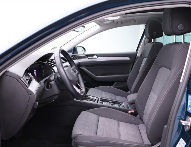 Volkswagen Passat Kombi 2,0 l 110 kw