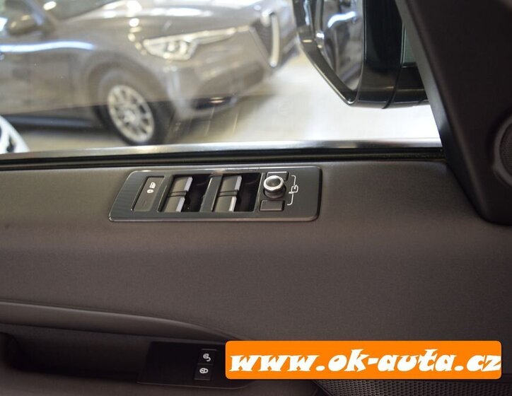 Land Rover Discovery SUV 0,0 177 kw