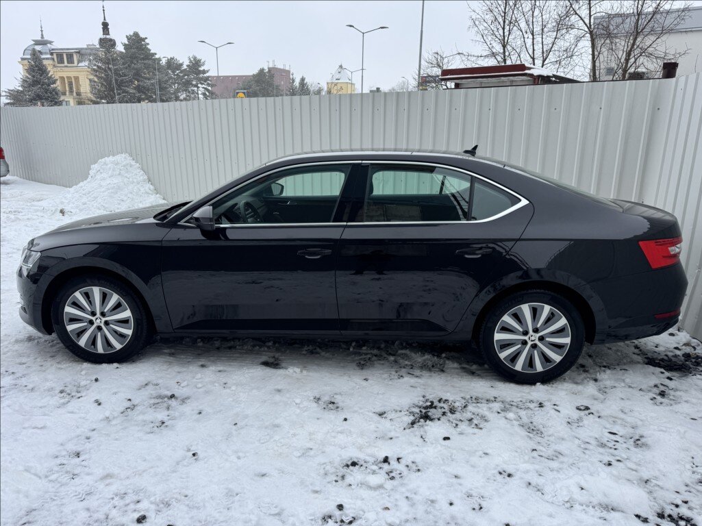 Škoda Superb Sedan 2,0 l 110 kw