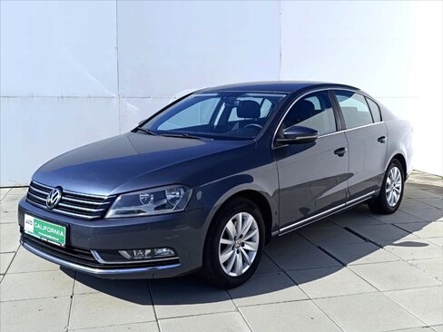 Volkswagen Passat Sedan 1,4 l 110 kw