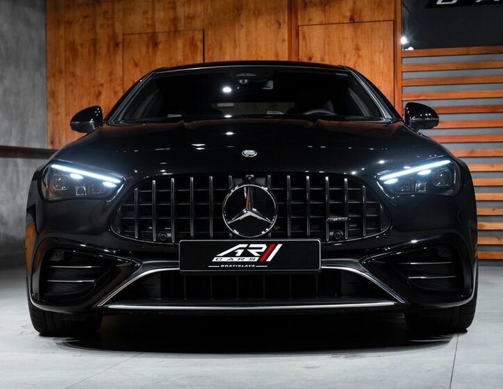 Mercedes-Benz Ostatní Kupé 3,0 l 330 kw