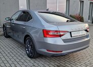 Škoda Superb 8