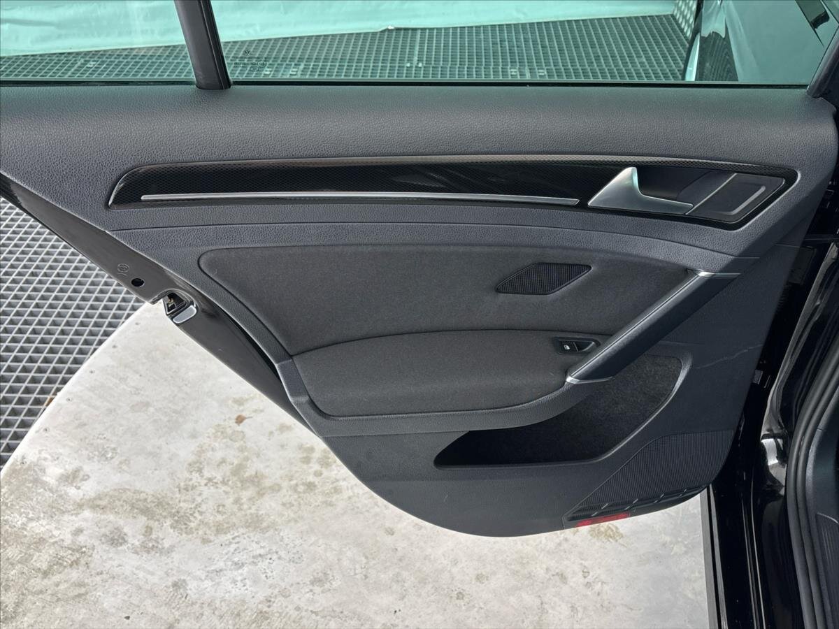 Volkswagen Golf Hatchback 1,4 l 81 kw