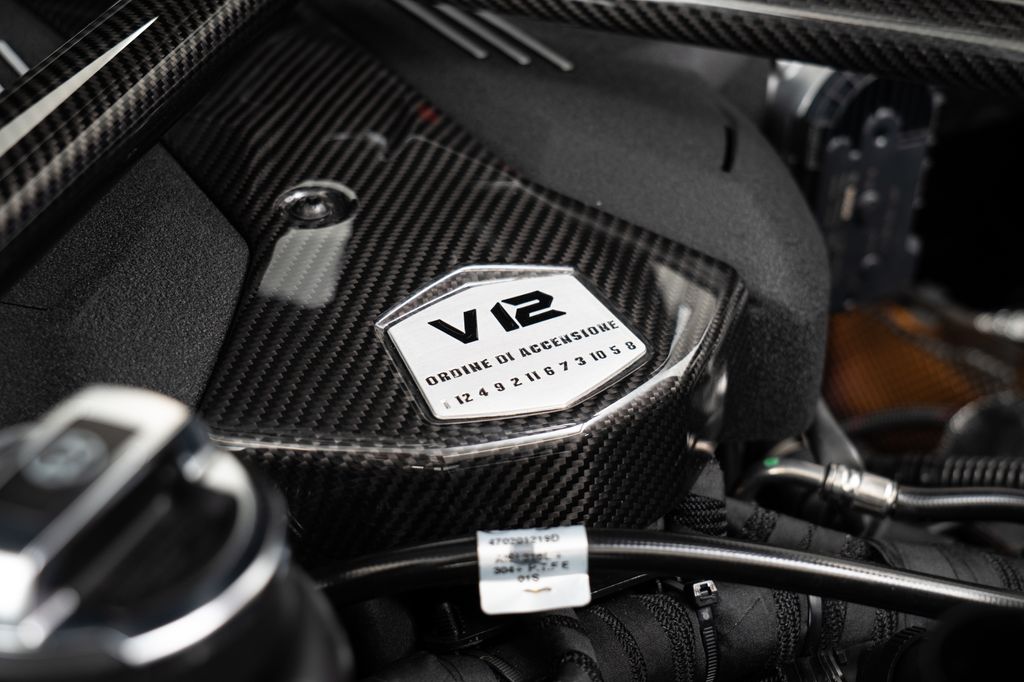 Lamborghini Aventador