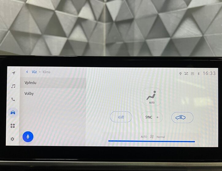 Toyota Camry Sedan / Limuzína 2,5 l 169 kw