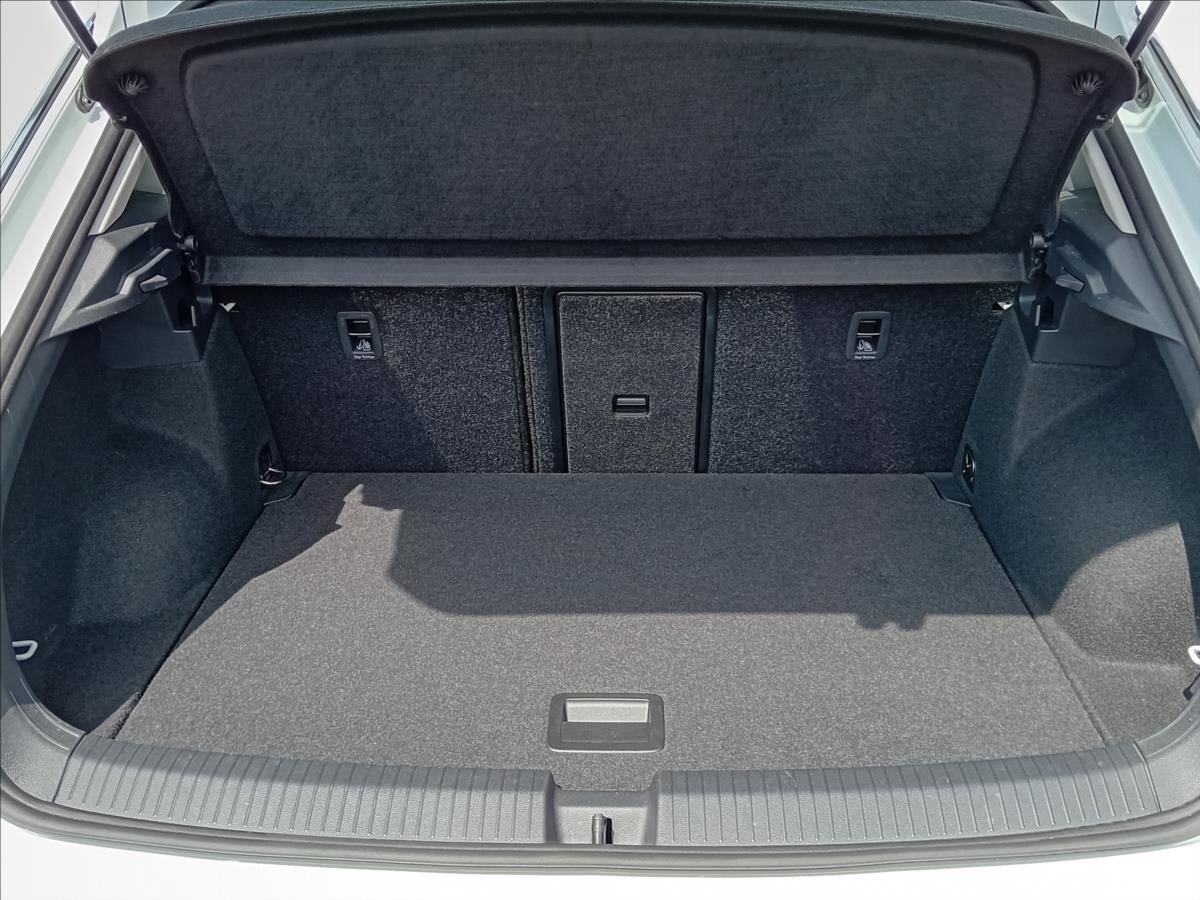 Volkswagen T-Roc Hatchback 999,0 81 kw