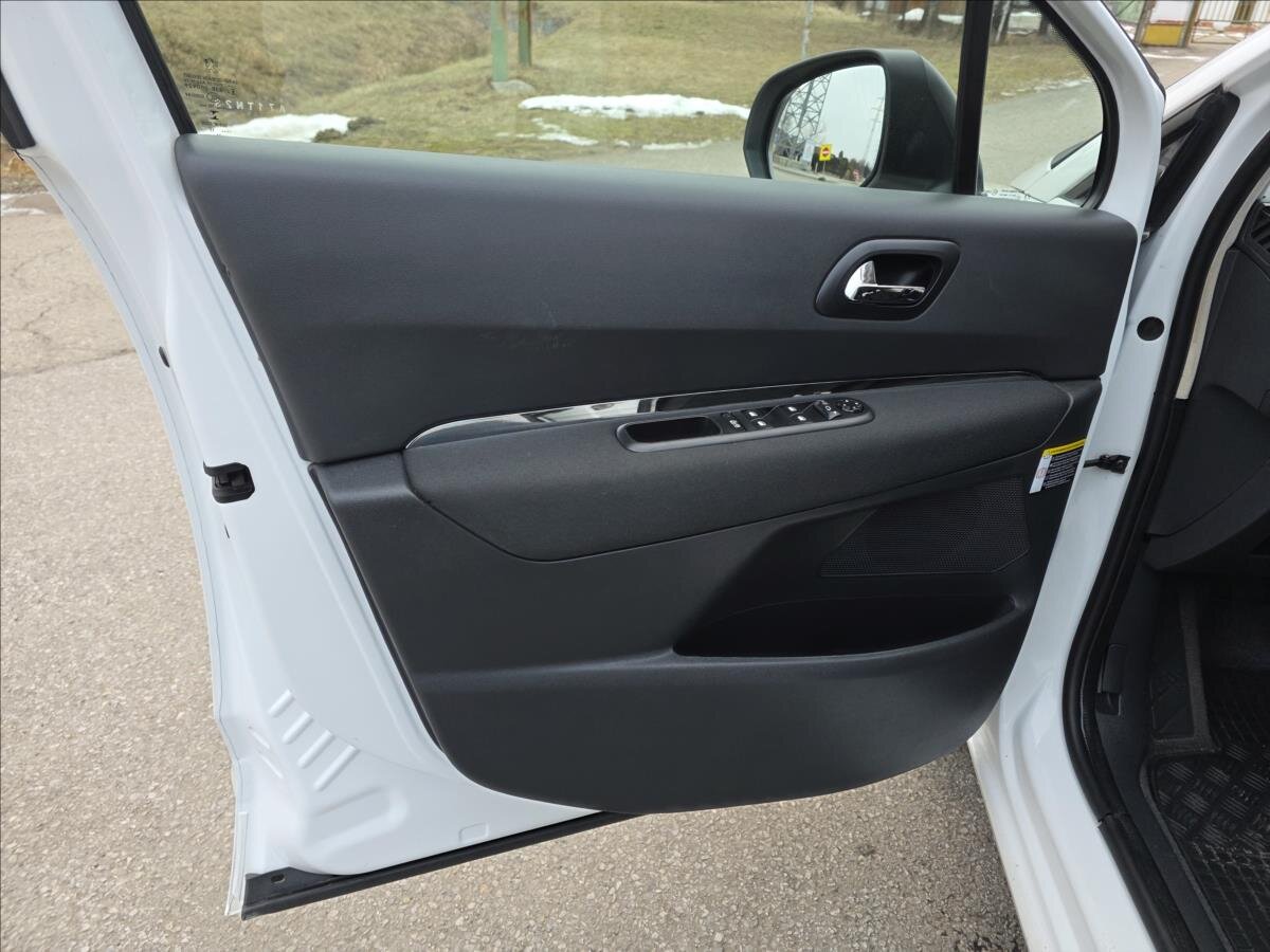 Peugeot 5008 Kombi 1,6 l 84 kw