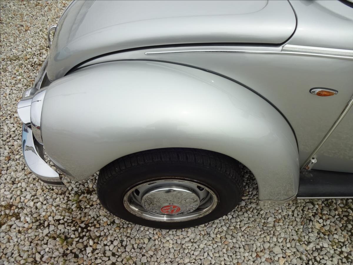 Volkswagen Ostatní Kabriolet 1,2 l 25 kw