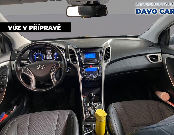 Hyundai i30 Kombi 1,6 l 99 kw