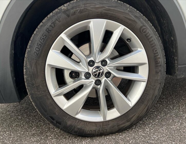 Volkswagen T-Cross 24