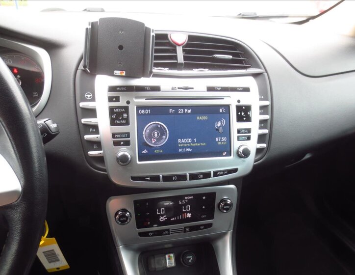 Lancia Delta Hatchback 1,4 l 88 kw