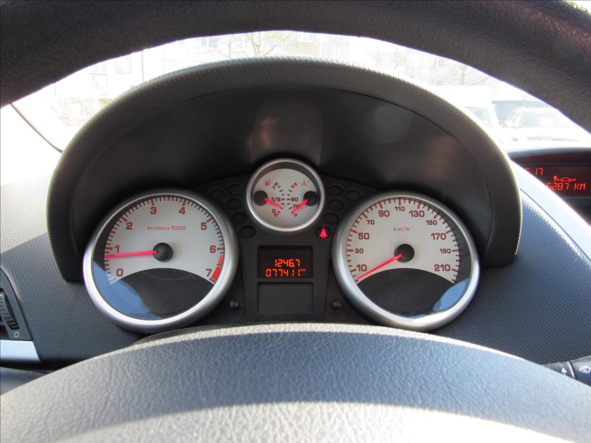 Peugeot 207 Hatchback 1,4 l 70 kw