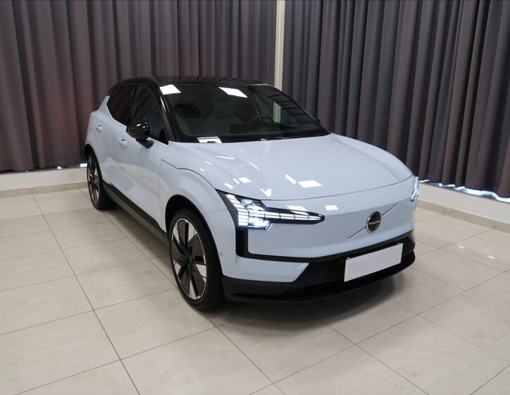 Volvo EX30 SUV 0,0 200 kw