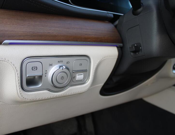 Mercedes-Benz GLE 32