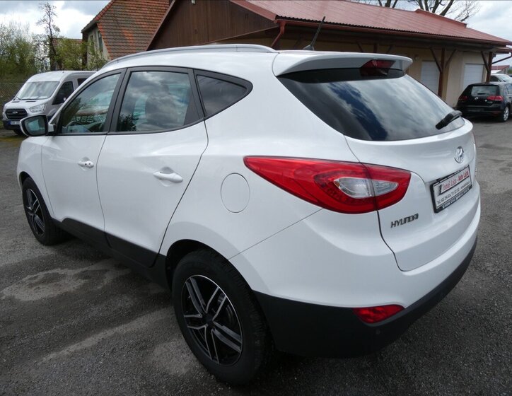 Hyundai ix35 SUV / Terénní 1,6 l 99 kw
