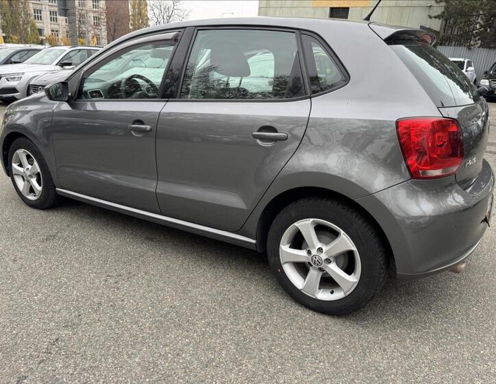 Volkswagen Polo 5