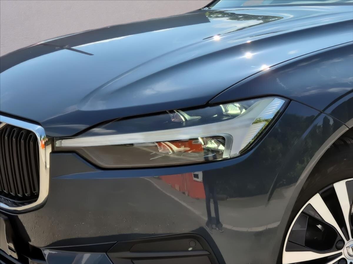 Volvo XC60 SUV / Terénní 2,0 l 145 kw