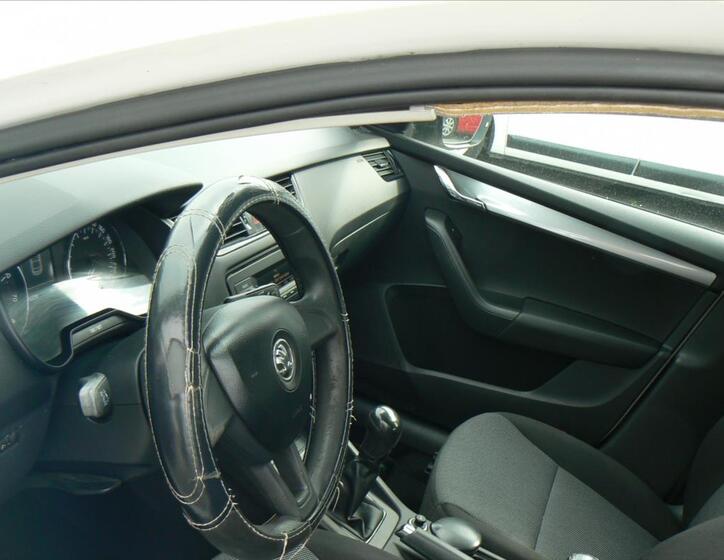 Škoda Octavia 10