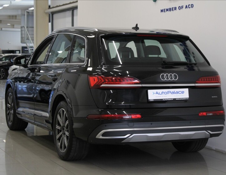 Audi Q7 3