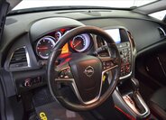 Opel Astra Kombi 2,0 l 121 kw