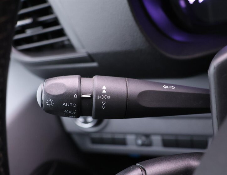 Fiat Scudo VAN-Minibus 2,0 l 106 kw