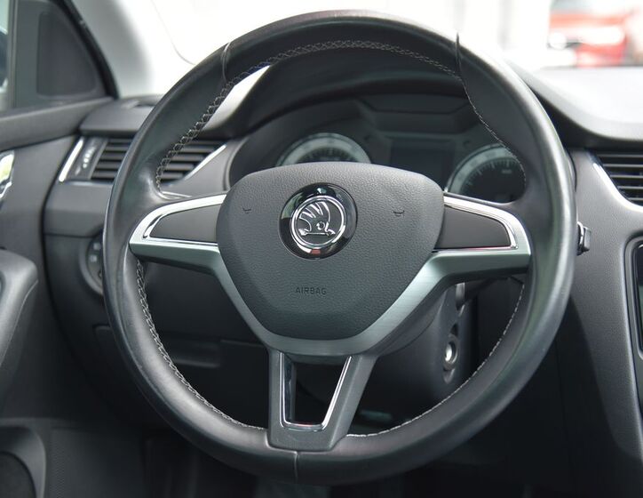 Škoda Octavia 24