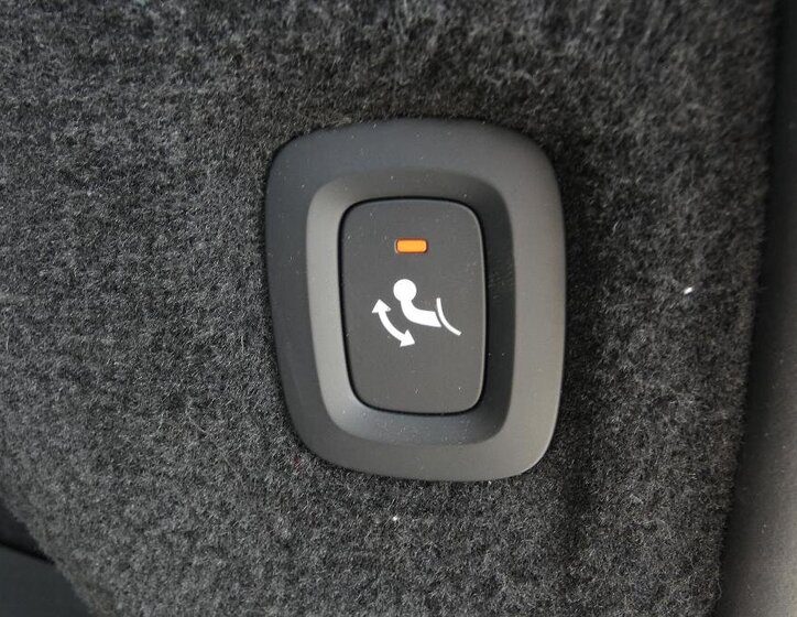 Volvo XC90 SUV / Terénní 2,0 l 173 kw