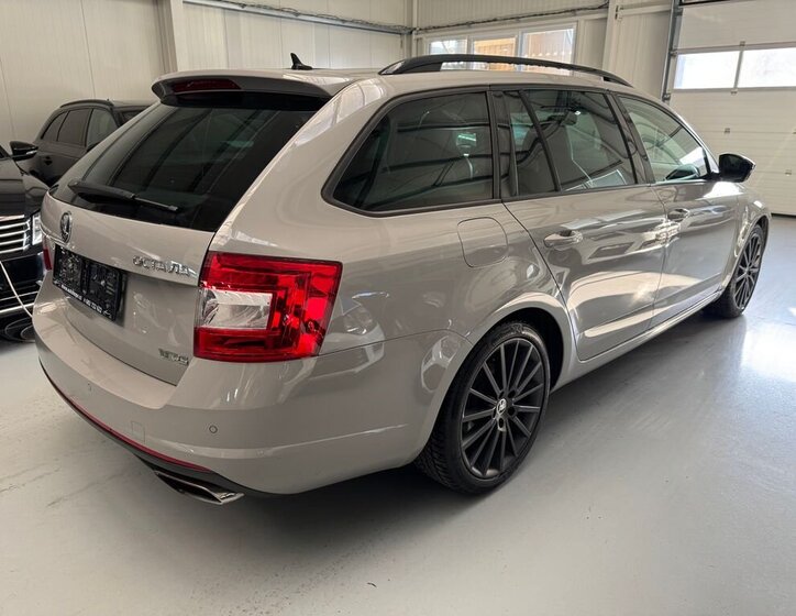 Škoda Octavia Kombi 2,0 l 162 kw