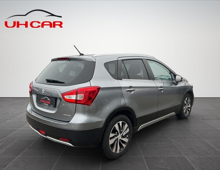 Suzuki SX4 S-Cross 5