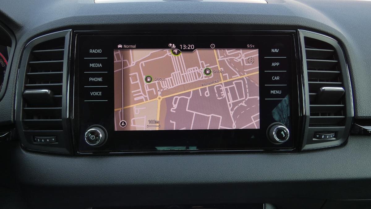 Škoda Karoq SUV / Terénní 1,5 l 110 kw