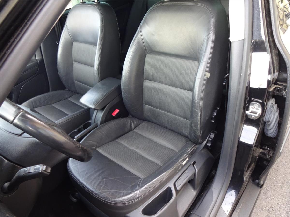 Škoda Octavia Kombi 2,0 l 103 kw