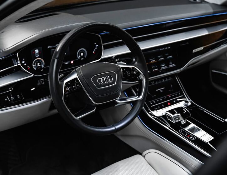Audi A8 20