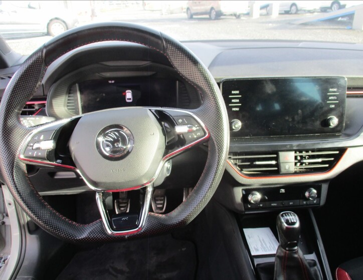 Škoda Scala Hatchback 999,0 81 kw