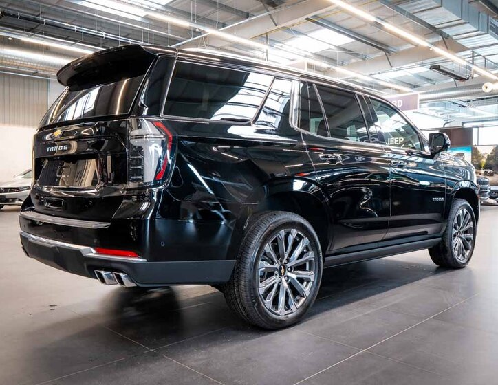 Chevrolet Tahoe SUV 6,2 l 313 kw